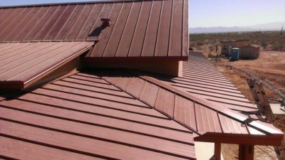 Standing Seam Metal Roof- Canyon Red