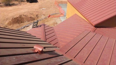 Standing Seam Metal Roof- Canyon Red